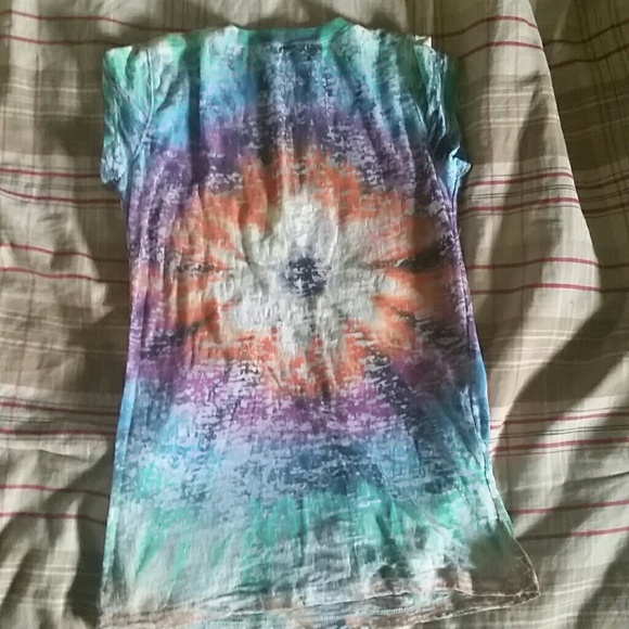 Sunburst tie dye v neck tee/shirt - Picture 4 of 4